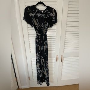 Women’s black dress size small